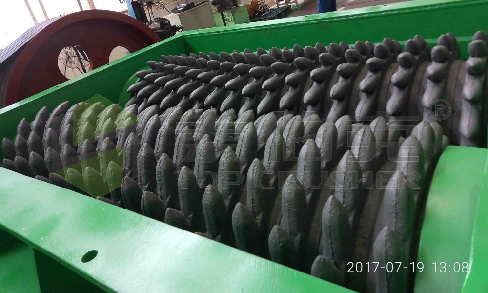 05 TCC-F系列經(jīng)濟型破碎機.jpg