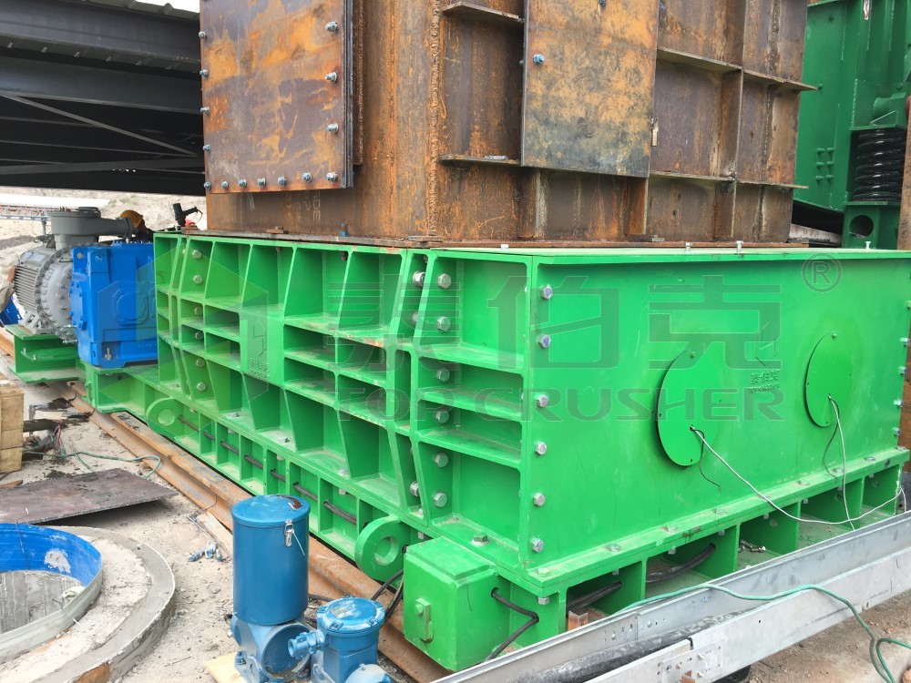 20210706518834.jpg 06 重型破碎機應用現(xiàn)場.jpg